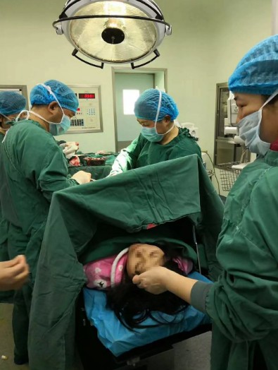 命悬一线！如东三院的医生25分钟手术成功救下脐带脱垂胎儿