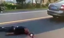 南通启东寅阳镇发生一起车祸，一人当场身亡！