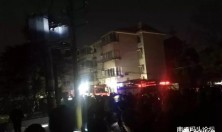 昨晚启东南苑新村一车库发生爆炸事故，详细报道看这里